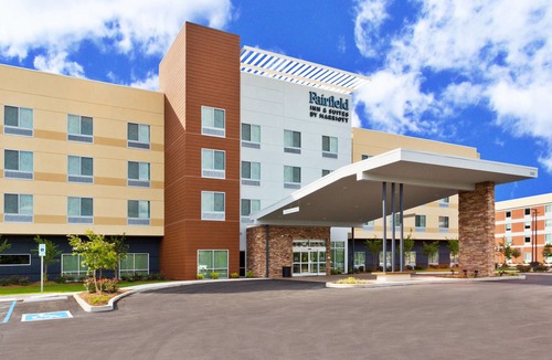 Crestline Heights Hotel | Fairfield Inn & Suites by Marriott Birmingham Colonnade