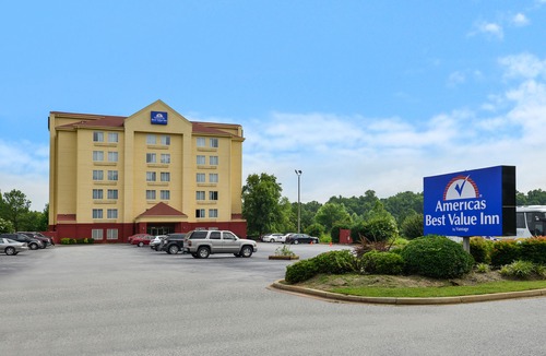 Valley Falls Hotel | Best Western Plus Spartanburg