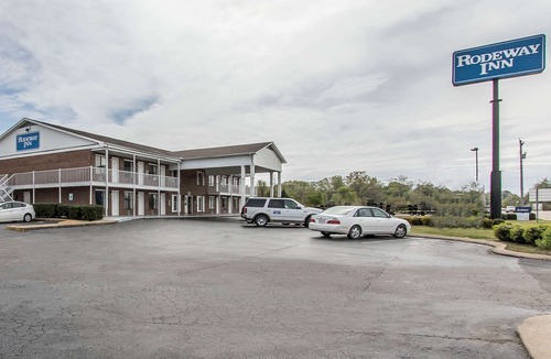Jackson Hotel | Rodeway Inn Jackson