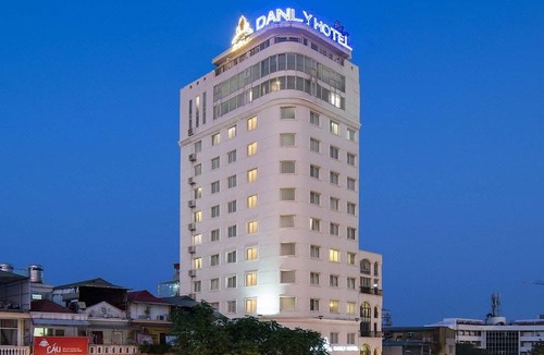 Cong Vi Hotel | Danly Hotel