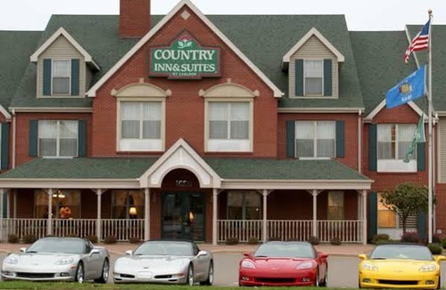 Schofield Hotel | Country Inn & Suites by Radisson, Wausau, WI