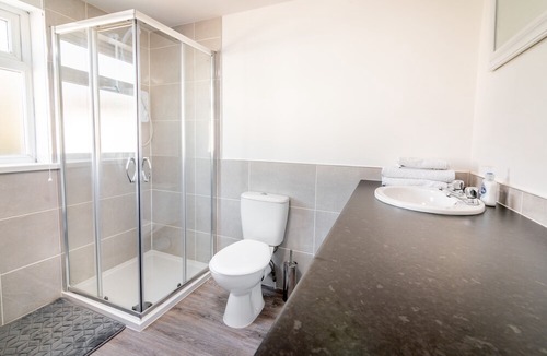 Hull Hotel | Platform Port Area Apartments