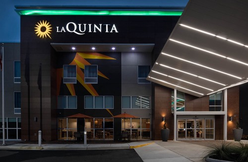 Perry Hotel | La Quinta Inn & Suites by Wyndham Perry