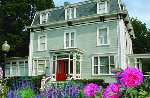 Dover Hotel | Silver Fountain Inn