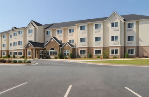 Perry Hotel | Microtel Inn & Suites by Wyndham Perry