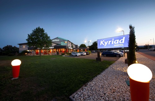 Riom Hotel | Kyriad Clermont Ferrand Nord - Riom