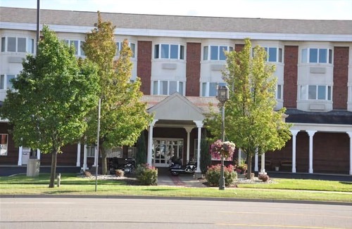 Owosso Hotel | The Comstock Inn and Conference Center