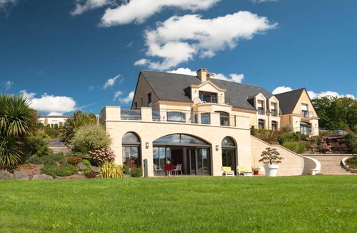 Villedieu-les-Poeles Hotel | Le Domaine des Chevaliers de Malte