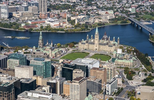 Byward Market - Parliament Hill Hotel | Lord Elgin Hotel