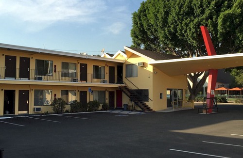 Lamanda Park Hotel | Astro Pasadena Hotel Pasadena