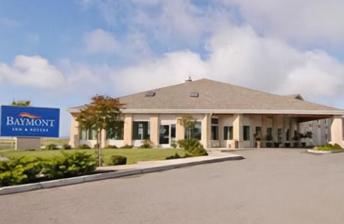 Willows Hotel | Baymont by Wyndham Willows