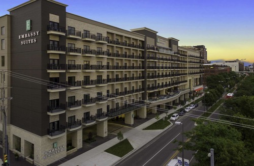 Grand Rapids Hotel | Embassy Suites by Hilton Grand Rapids Downtown,MI