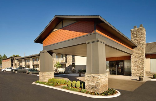 Woodward Hotel | Northwest Inn