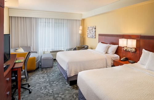 Lebanon Hotel | Courtyard by Marriott Hanover Lebanon