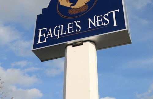 Statesboro Hotel | Eagles Nest Inn