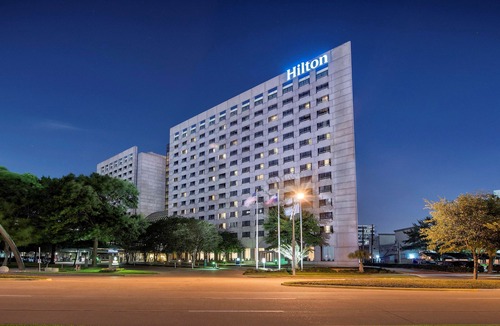 Uptown Hotel | Hilton Houston Post Oak by The Galleria