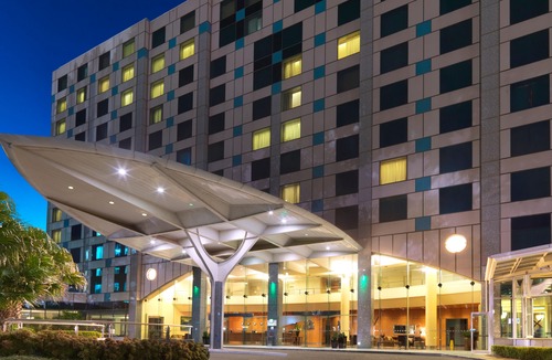 Mascot Hotel | Holiday Inn Sydney Airport, an IHG Hotel