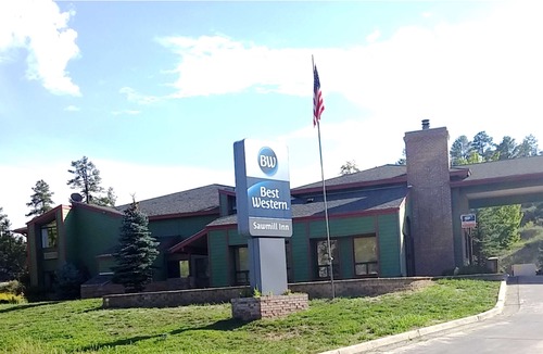 Overgaard Hotel | Best Western Sawmill Inn