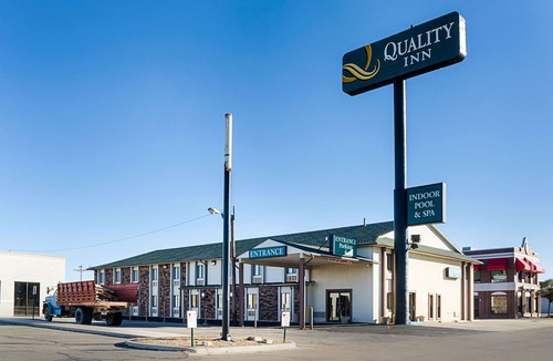 Hays Hotel | Quality Inn Hays I-70