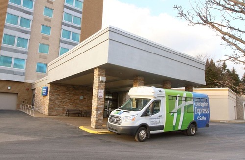 Green Tree Hotel | Holiday Inn Express Pittsburgh West - Greentree, an IHG Hotel