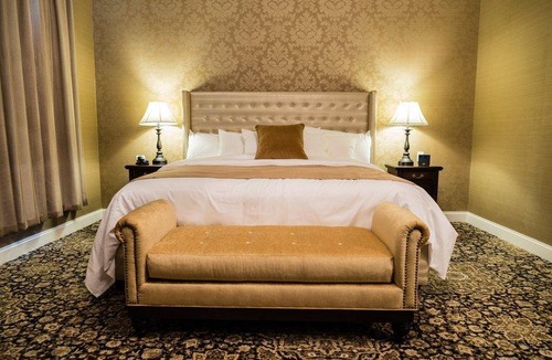 Mount Vernon Hotel | The Mount Vernon Grand Hotel