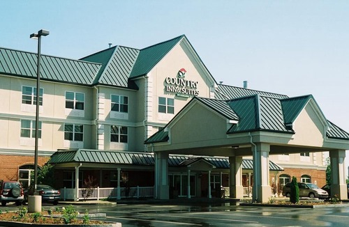 Brockton Hotel | Country Inn & Suites by Radisson, Brockton (Boston), MA