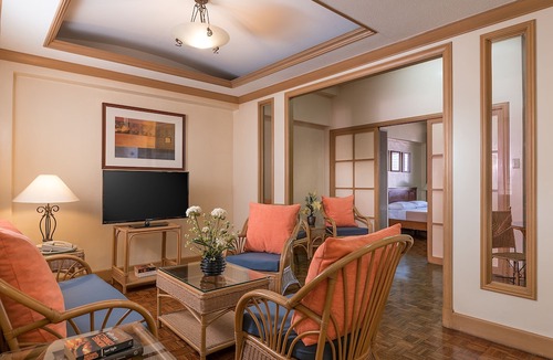 Ermita Night District Hotel | Tropicana Suites