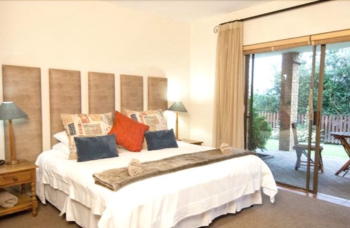 Paradise Hotel | Overmeer Guest House