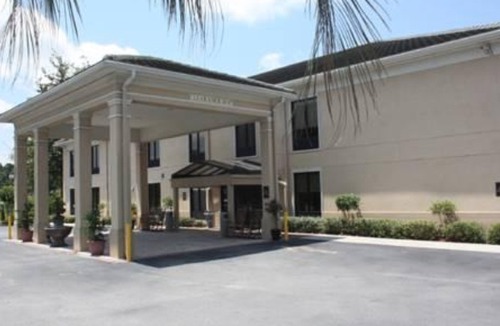Garden City Hotel | Baymont by Wyndham Savannah/Garden City