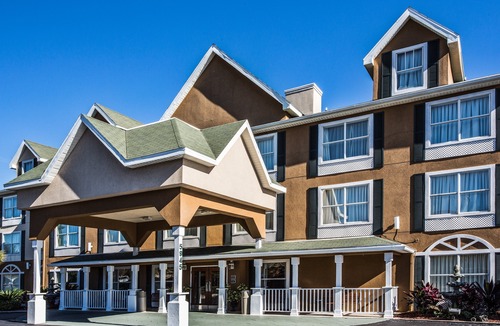 Doctors Inlet Hotel | Country Inn & Suites by Radisson, Jacksonville, FL