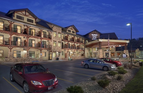 Cody Hotel | Best Western Premier Ivy Inn & Suites