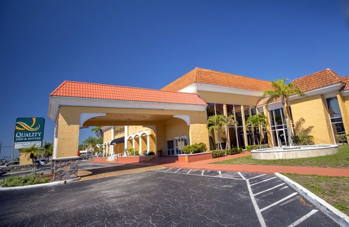 New Port Richey Hotel | Quality Inn and Suites Conference Center