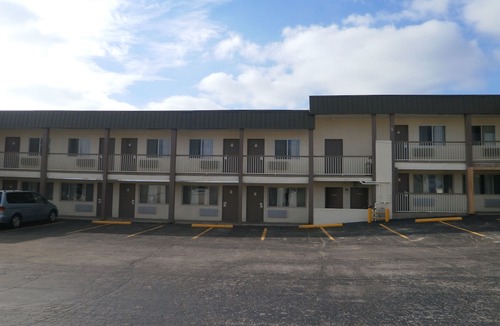 Richmond Hotel | Richmond Inn and Suites