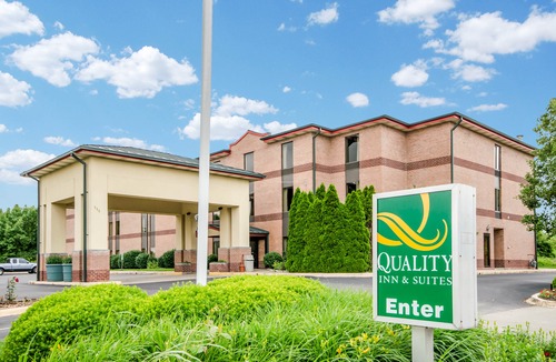 Sellersburg Hotel | Quality Inn & Suites-Sellersburg