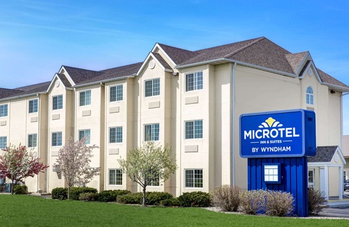 Mankato Hotel | Microtel Inn & Suites by Wyndham Mankato