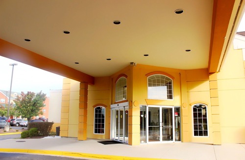 Waldorf Hotel | Comfort Suites Waldorf