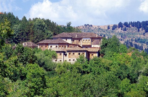 Metsovo Hotel | Katogi Averoff Hotel & Winery