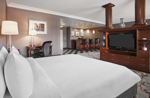Teaneck Hotel | Teaneck Marriott at Glenpointe