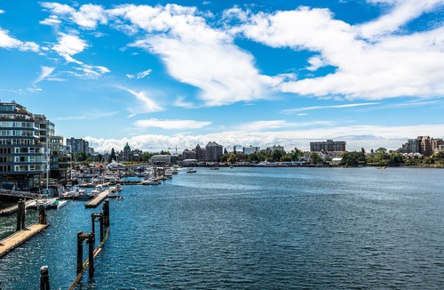 Inner Harbour Hotel | Victoria Regent Waterfront Hotel & Suites