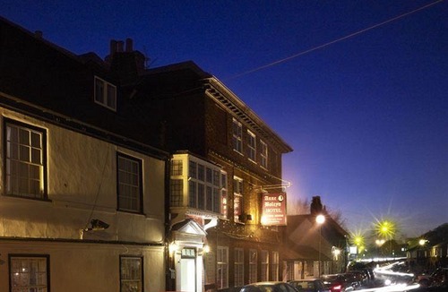 Staines Hotel | The Boleyn Hotel