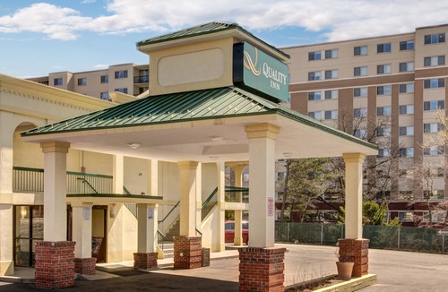 Takoma Park Hotel | Quality Inn Takoma Park