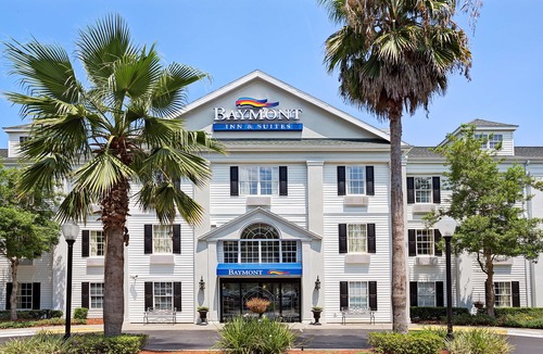 Southpoint Hotel | Baymont by Wyndham Jacksonville/Butler Blvd