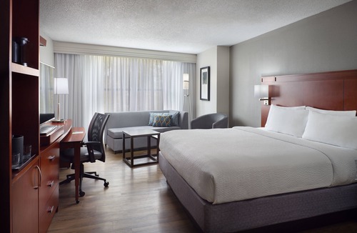 Downtown Decatur Hotel | Courtyard Atlanta Decatur Downtown/Emory