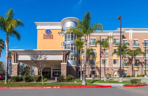 Ontario Hotel | Comfort Suites Ontario Airport Convention Center
