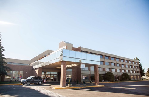 Medicine Hat Hotel | Medicine Hat Lodge, Trademark Collection by Wyndham
