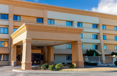 Las Cruces Hotel | La Quinta by Wyndham Las Cruces Organ Mountain