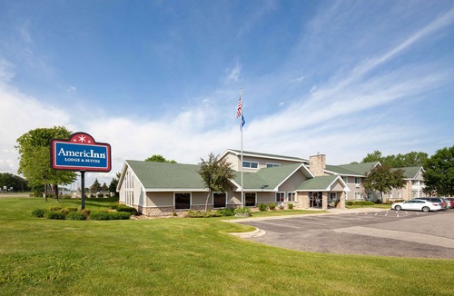 Northfield Hotel | AmericInn by Wyndham Northfield