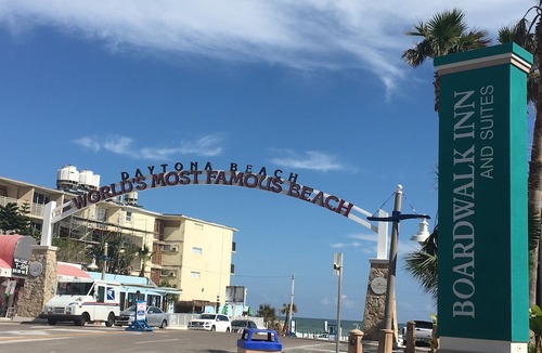 Davis Hotel | Boardwalk Inn and Suites