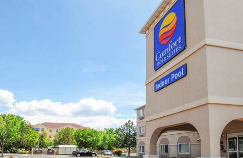 Northeast Heights Hotel | Comfort Inn & Suites Alameda at Albuquerque Balloon Fiesta Park