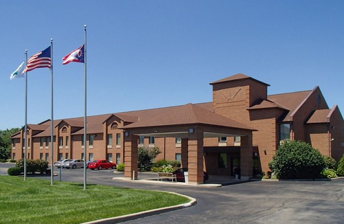 West Chester Hotel | Quality Inn Chester I-75